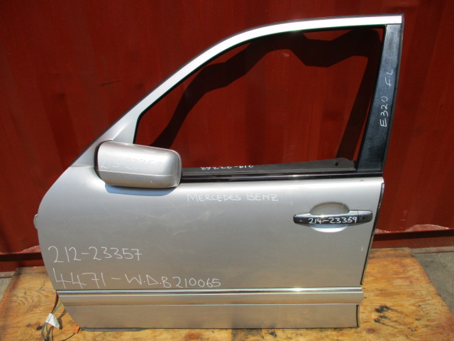 Used  WINDOW GLASS FRONT LEFT